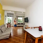 Apartamento A 300M Da Praia De Ipanema | Vp318/404